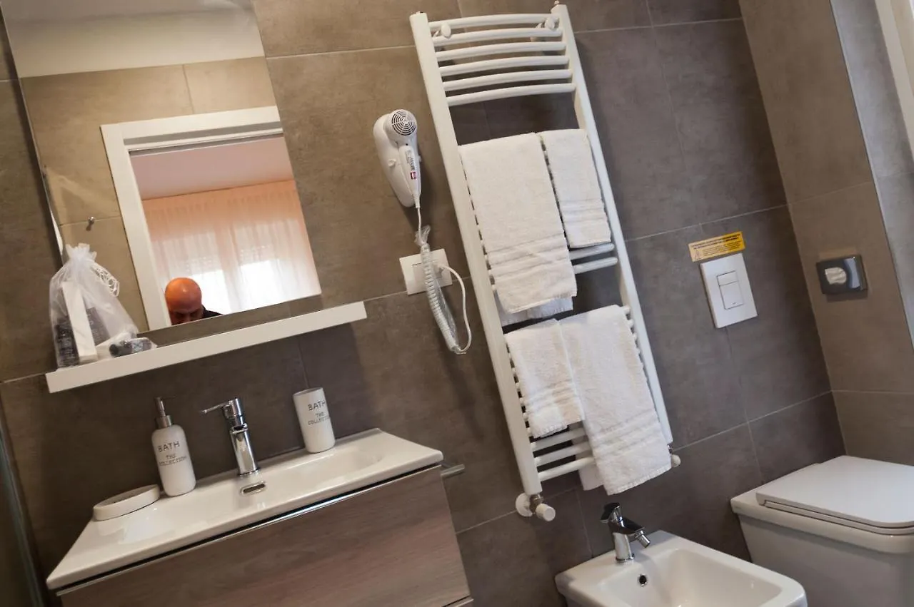 Villa Fenix Ponte San Pietro 2*, Ponte San Pietro (Lombardy)