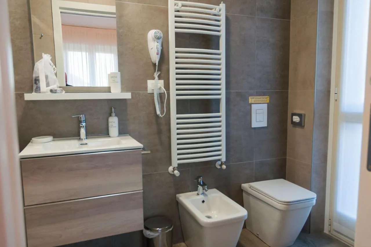 ** Pensionat Villa Fenix Ponte San Pietro Italien