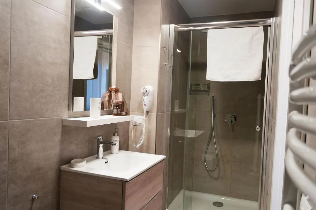 ** Pensionat Villa Fenix Ponte San Pietro Italien